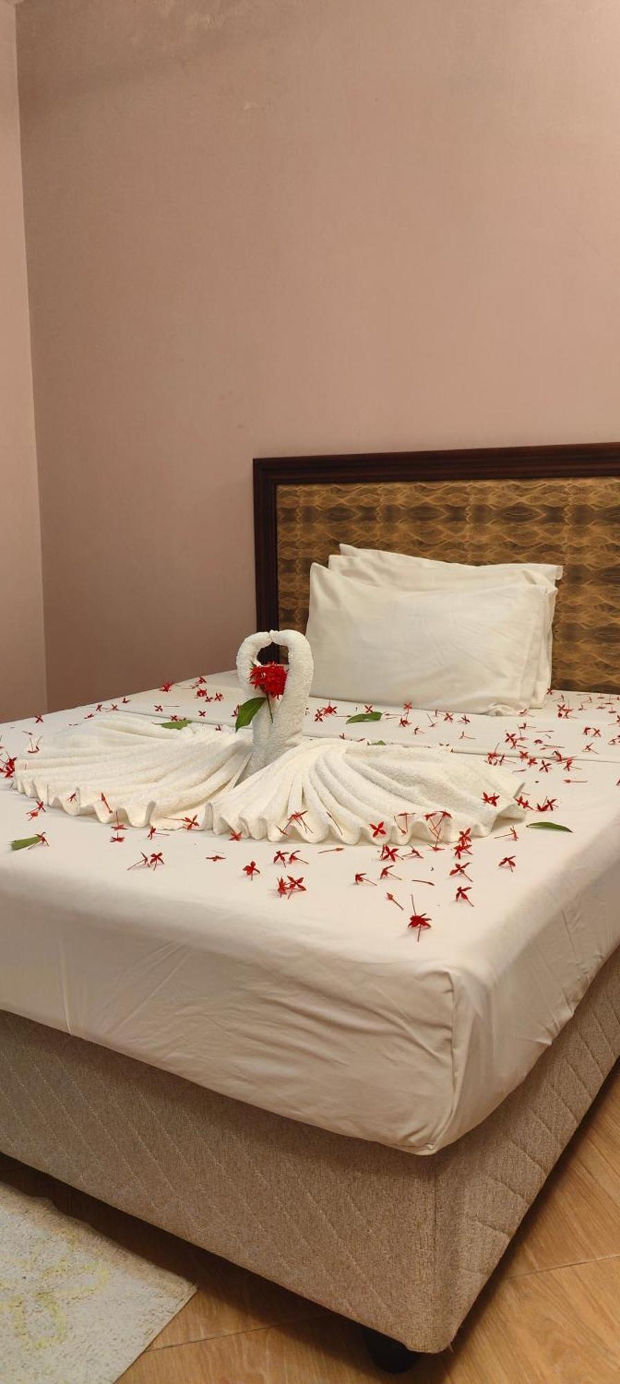 Paradiso Hotels & Resorts Dar-es-Salaam Eksteriør bilde